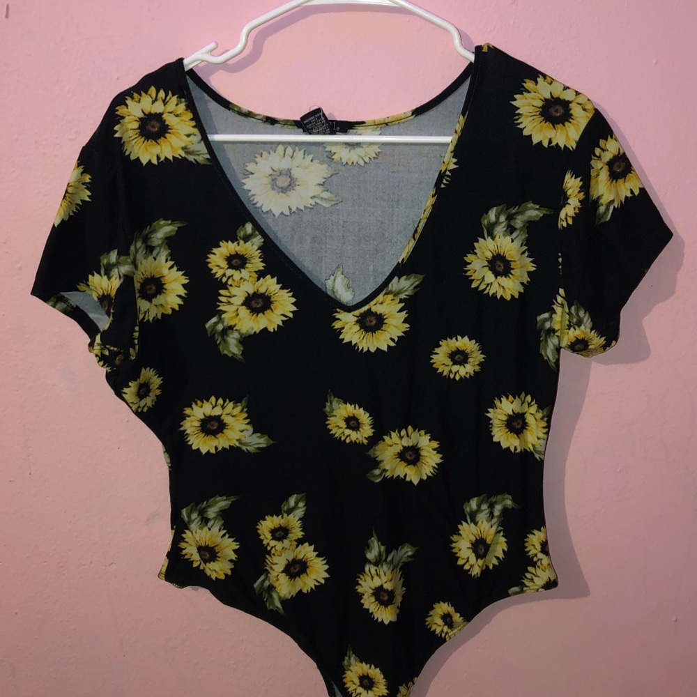 RUE21 BODYSUIT BUNDLE !